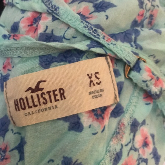 Hollister Floral Fly Back Tank Top - Picture 5 of 5